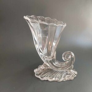 Vintage Heisey Horn Of Plenty Cornucopia Vase Clear GLOWS Glowy Glass